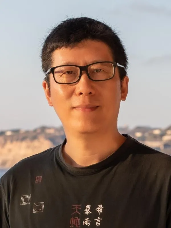 Haifeng Huang